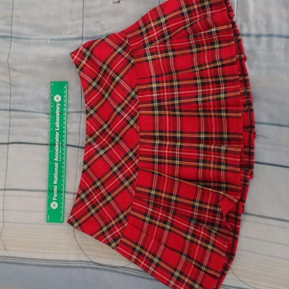 Royal bones plaid skirt M